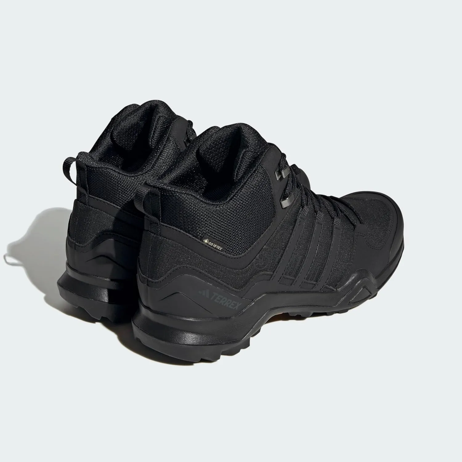adidas Men's Sneaker Hiking Shoes