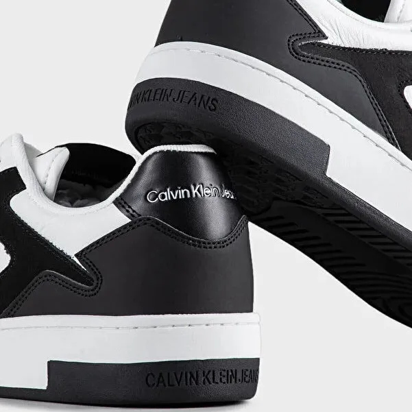 Basketball Sneakers - Black & White