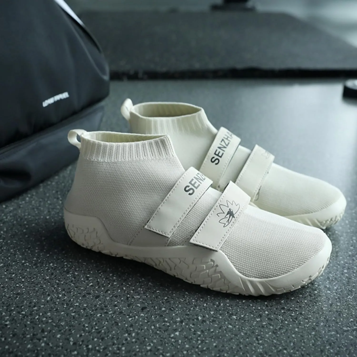 Gym Shoes Weight Lifting Shoes for Men Women Barefoot Shoes Fitness Cross Trainer Climbing Yoga Training Shoes