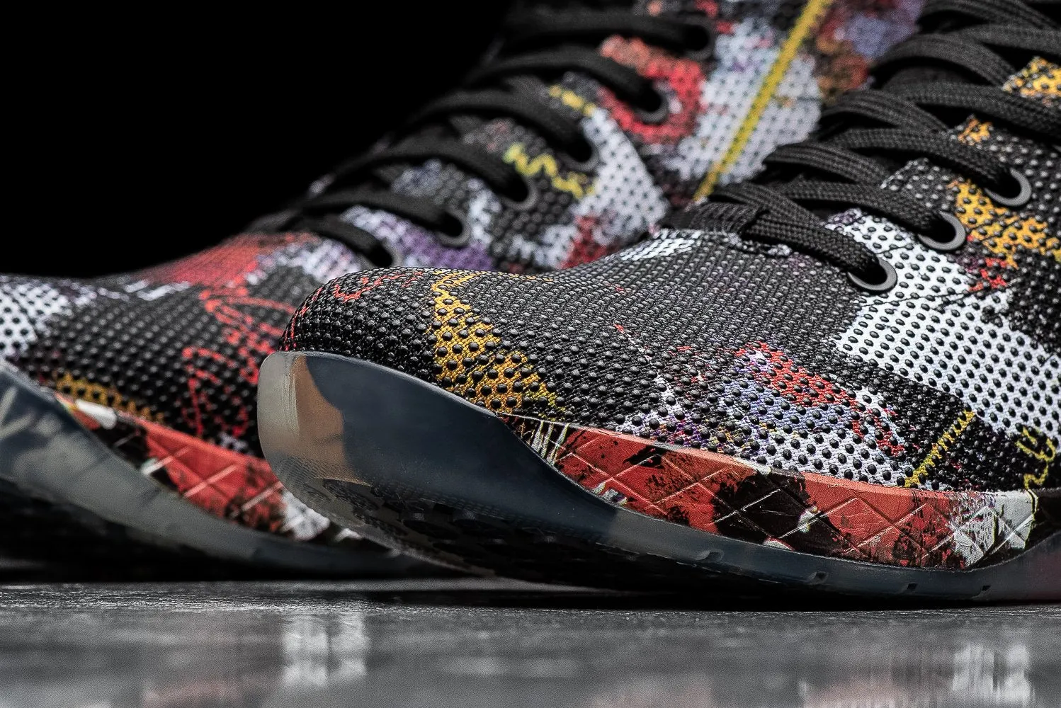 HIGH-TOP GRAFFITI TRAINER (WOMEN'S)