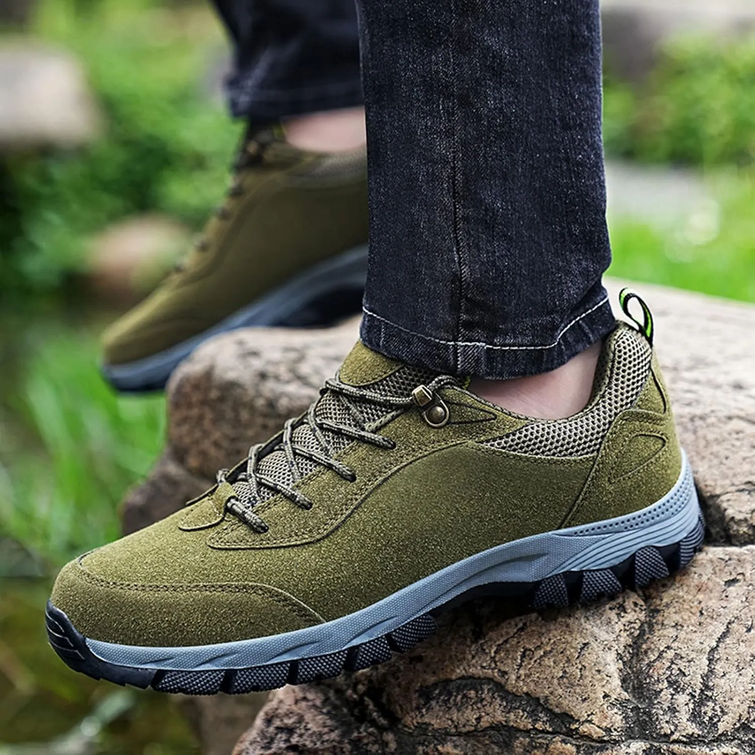 Hiking Shoes Men Outdoor Shoes Non-Slip Trailing Camping Trekking Sneakers Walking Shoes Casual Work Shoes Hiking Sneakers