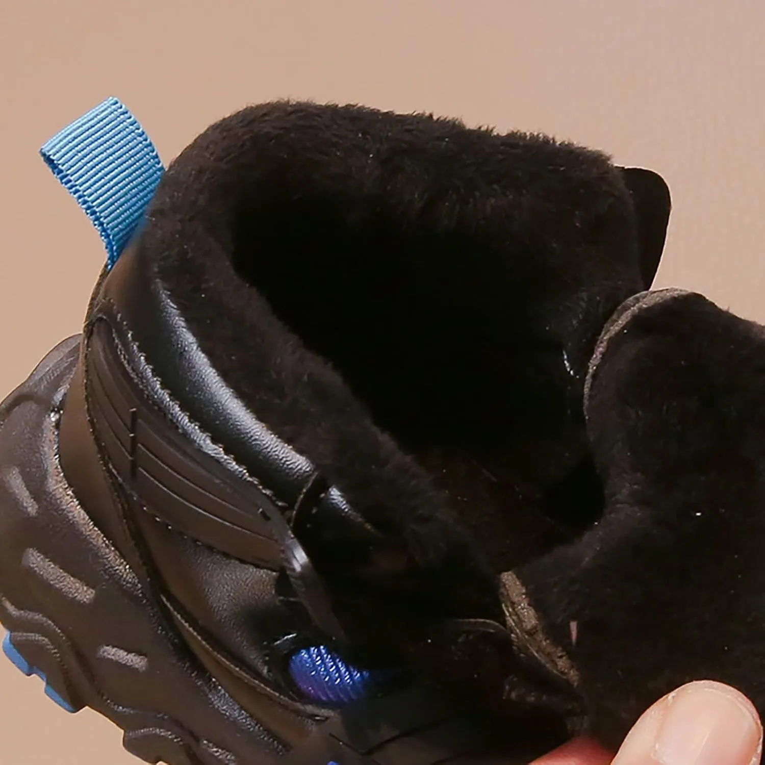 Kids Lightweight Hiking Boots Boys Girls Outdoor Warm Walking Climbing Sneakers Comfortable Light up Shoes Kids Girls