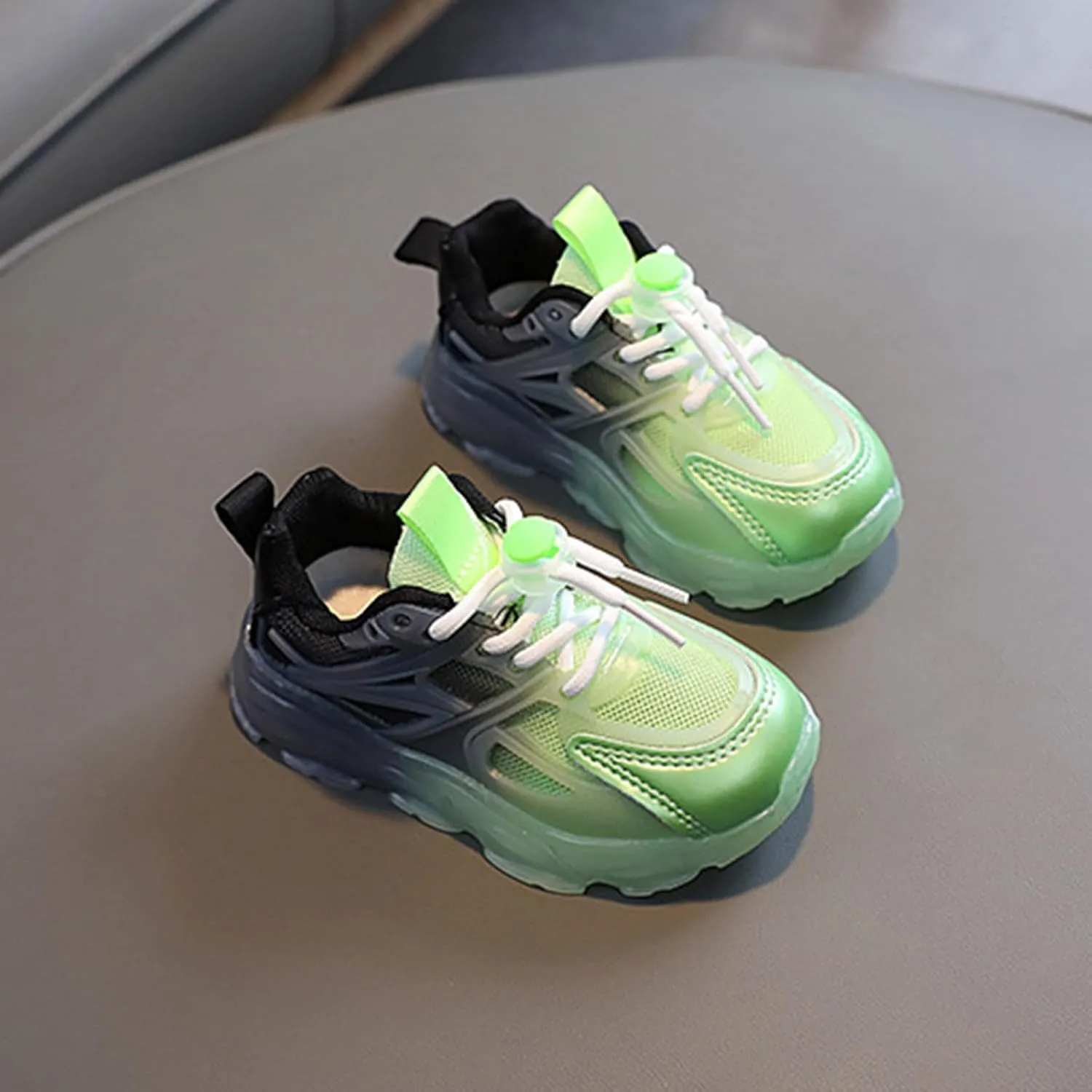 Light Up Shoes Toddler Running Shoes Barefoot Walking Kids Shoes Athletic Flower Girl Shoes Lightweight Mesh Sport Shoes