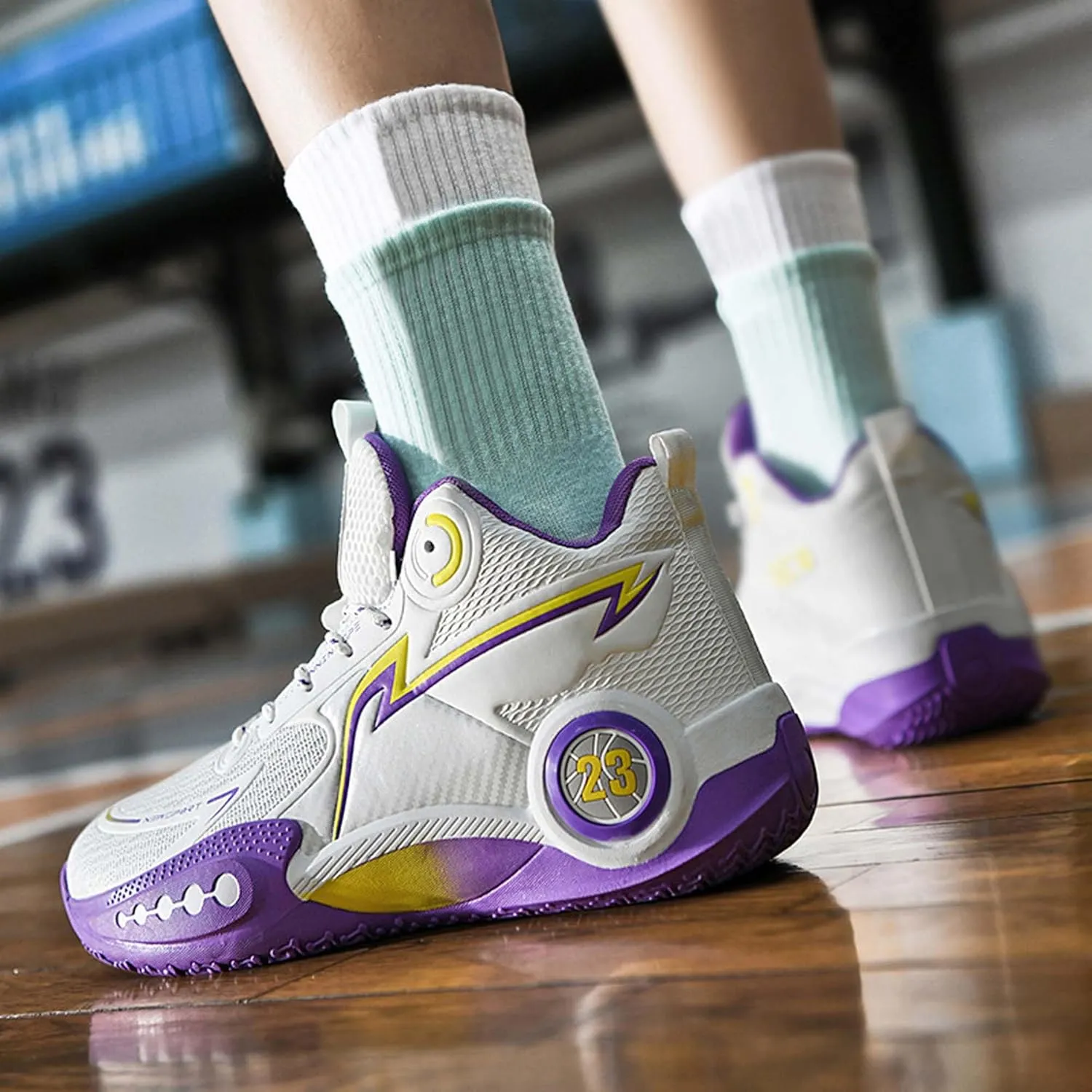 Mens Basketball Shoes Waterproof Durable Lightweight Loose Breathable Sneakers