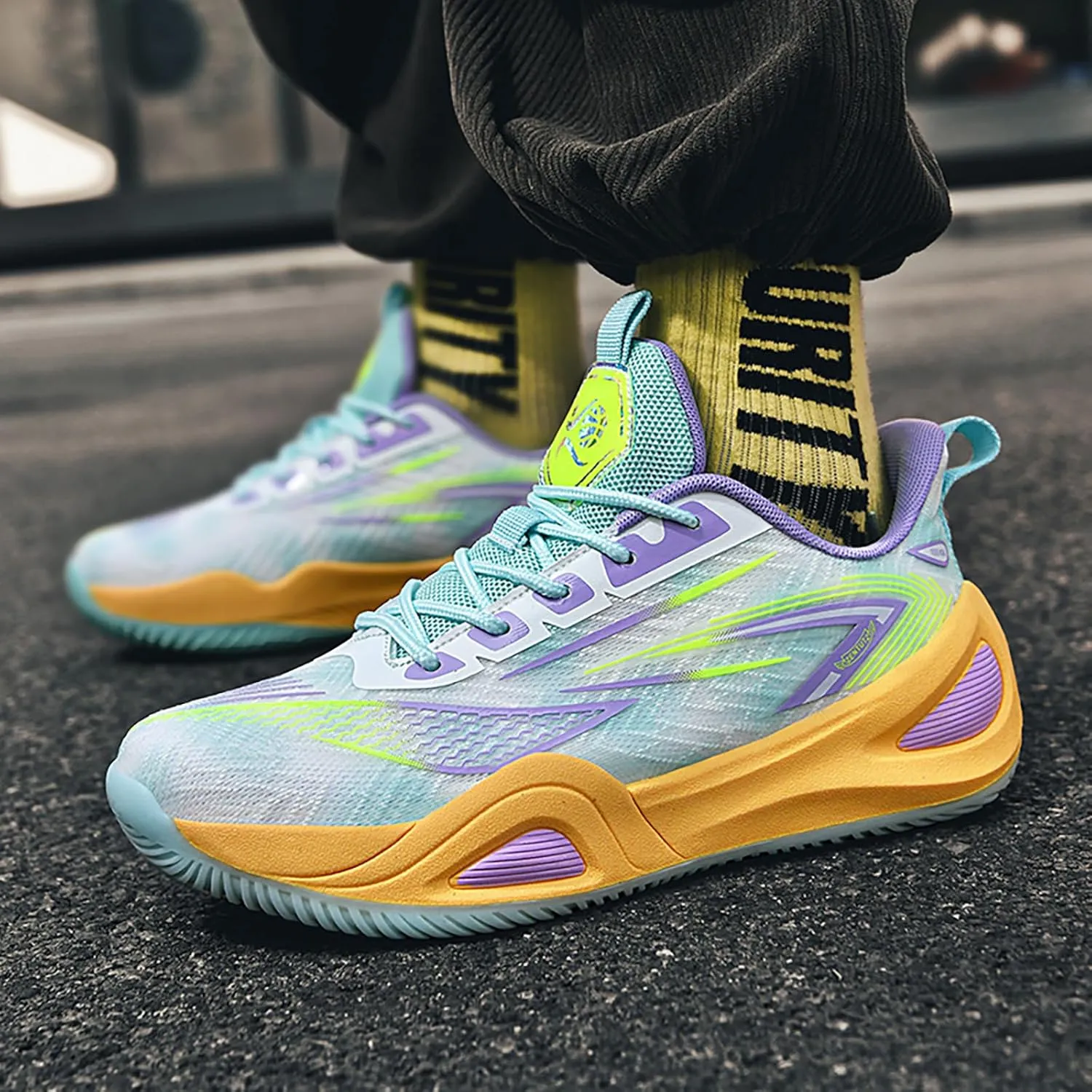Men's Women's High-Top Basketball Shoes - Breathable Mesh with Cushioned Midsole & Non-Slip Rubber Outsole, Vibrant Split-Color Design Sport Shoes, Indoor/Outdoor Court Sneakers