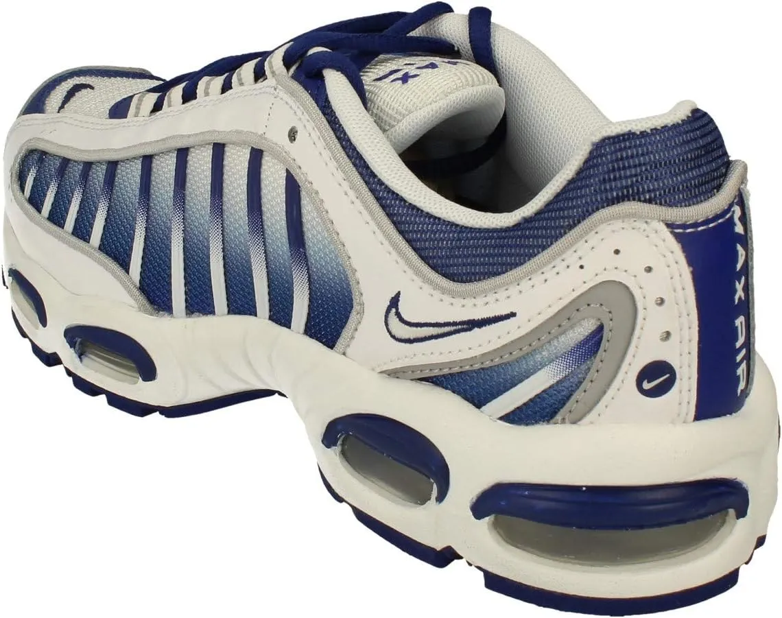 NIKE Men's Running Shoe