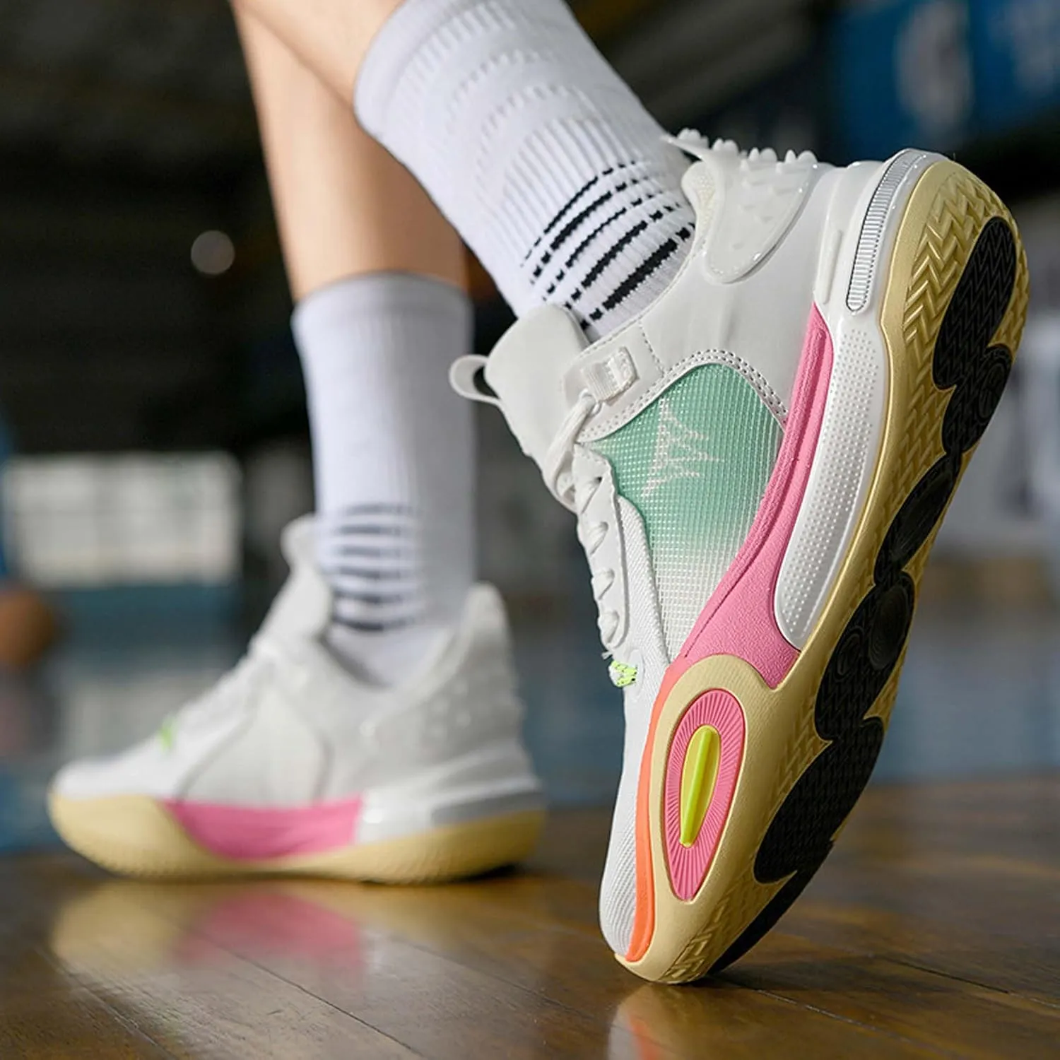 Unisex Basketball Shoes, Lightweight and wear-Resistant Basketball Shoes, Men's Fashionable Sports Shoes